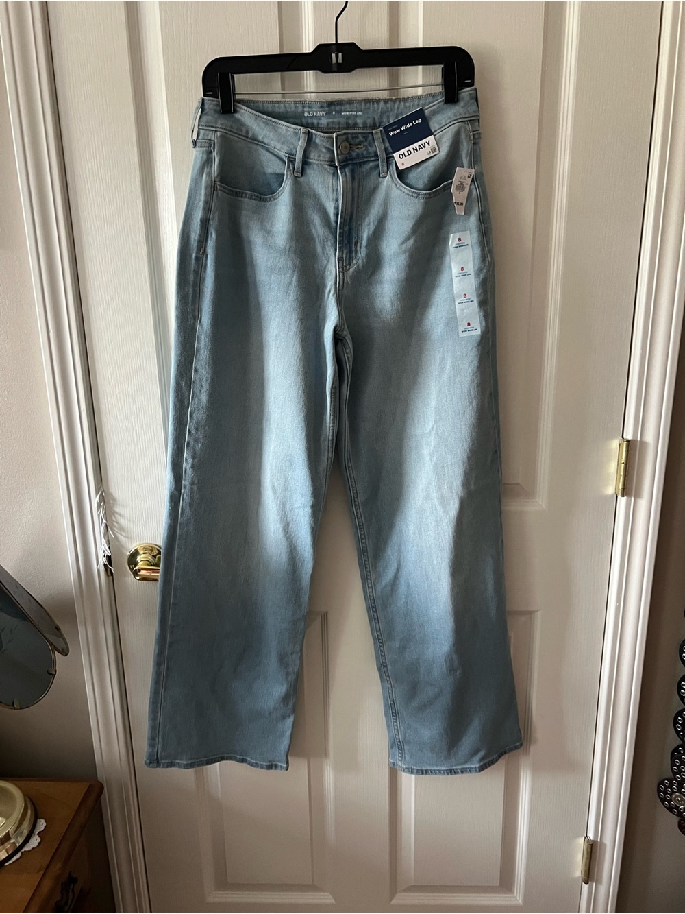 Old Navy NWT Wide Leg Light-Wash Jean